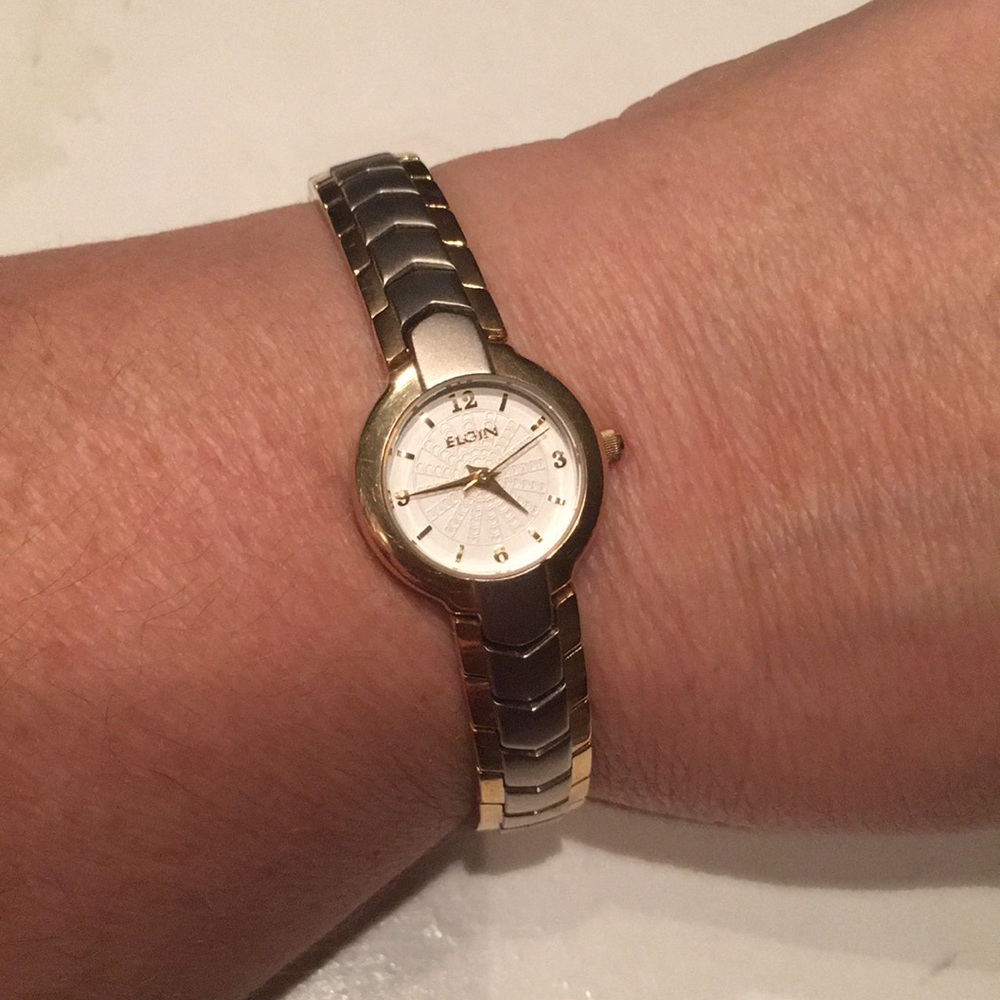 🎈SALE🎈⌚️#9.”ELGIN” 2-TONE WATCH⌚️